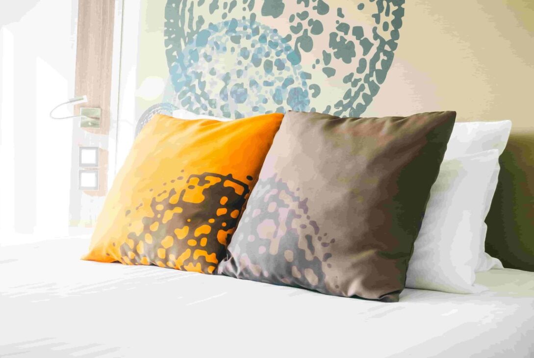 Satin Vs Silk Pillow